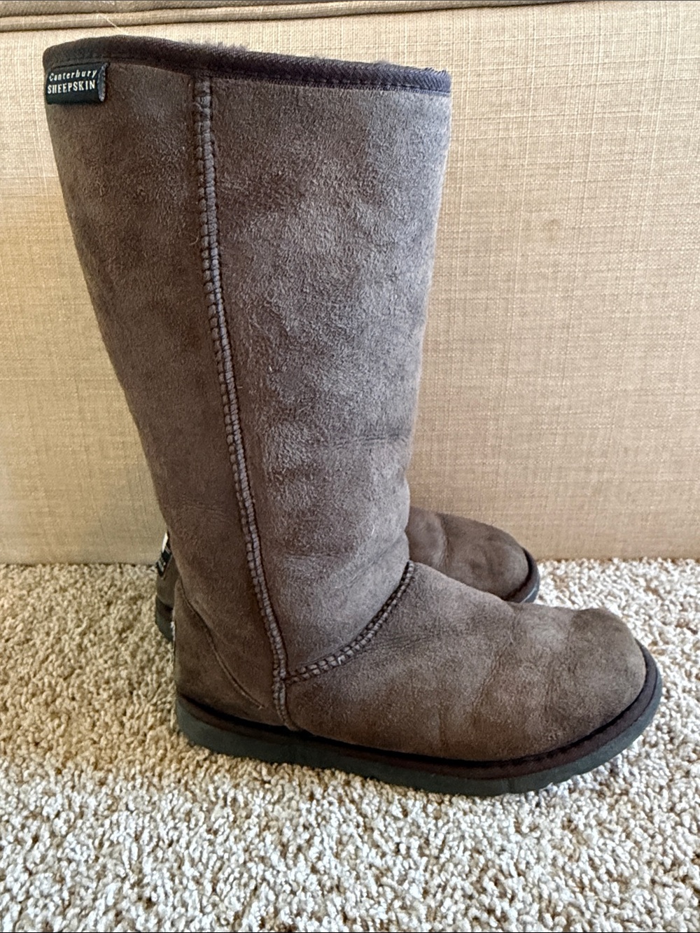 Canterbury Sheepskin ‘Ugg Style’ Boots Chocolate Brown Size 6